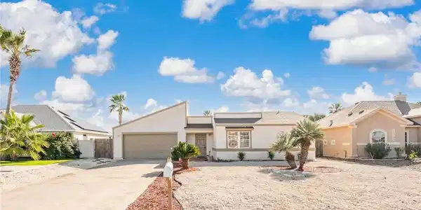 15702 Escapade Street