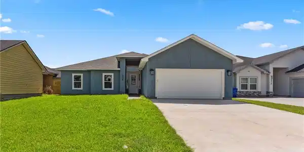 3814 Morteza Drive