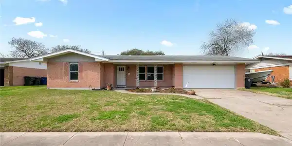 1411 Casa De Oro Drive