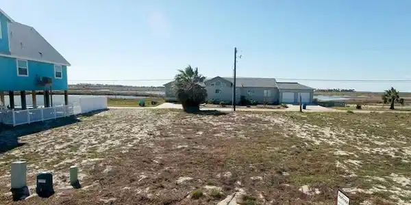 128 Flounder Drive