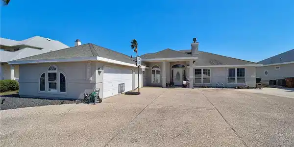 15002 DASMARINAS Drive