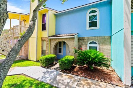 6702 Everhart