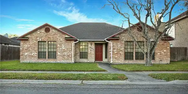 7330 Gold Ridge