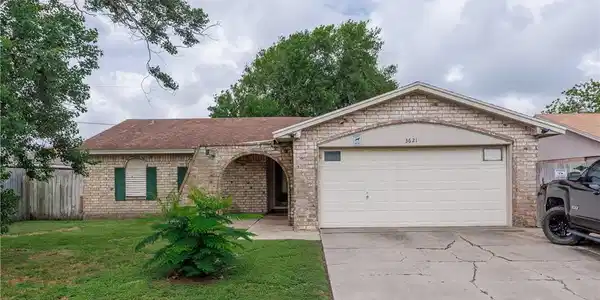 3621 Mendenhall Drive