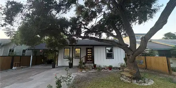 2126 Harriett Drive