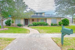 401 San Saba Drive