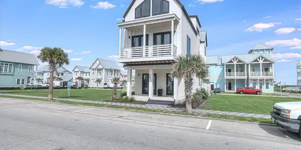 507 Sunrise AVE Avenue