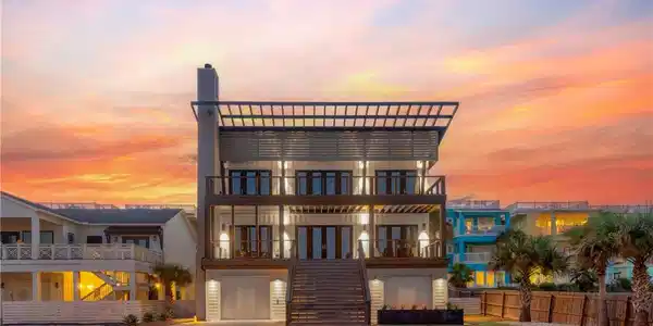 887 Oceanside