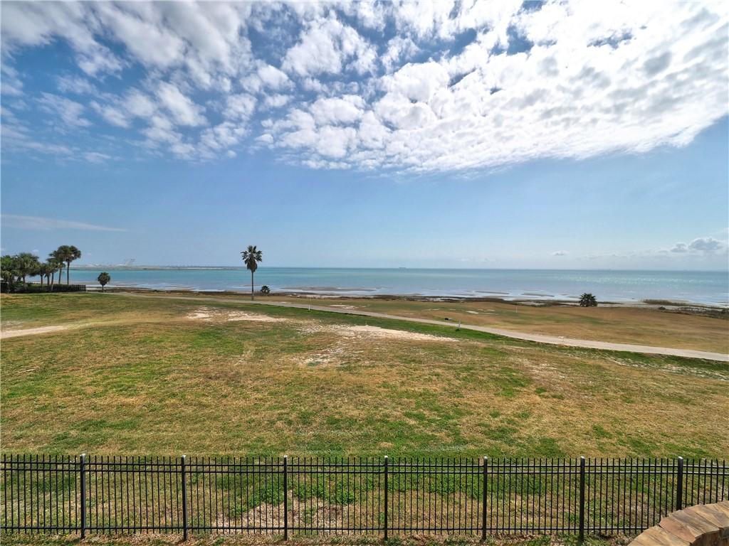 Image 3: Would you love this view every day?