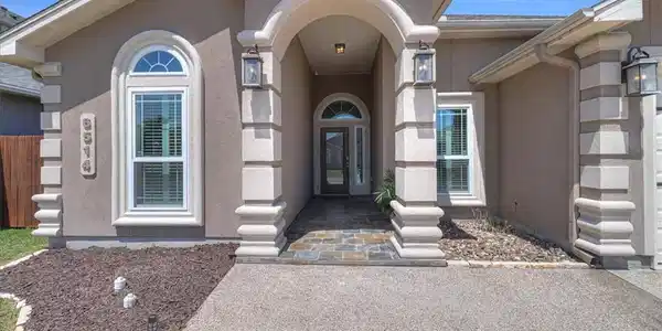 6514 Paddington Drive