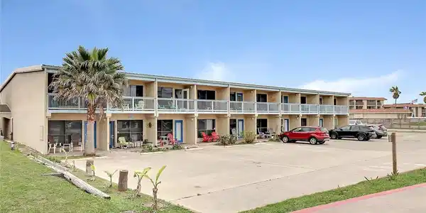 810 Banyan Beach Drive
