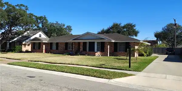 337 Poenisch Drive