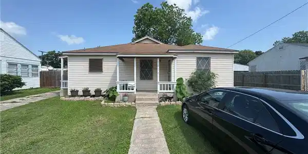 1210 Brentwood Drive