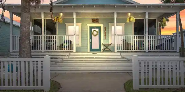 138 Beachwalk Lane