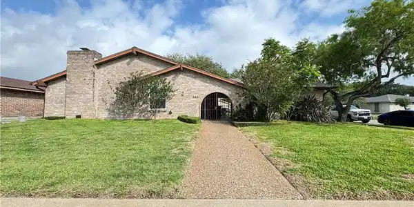 5801 Saint Andrews Drive