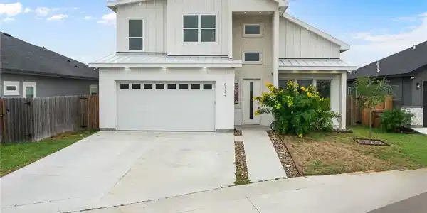 6722 Paddington Drive