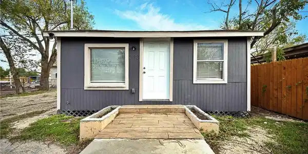 326 Virginia Avenue