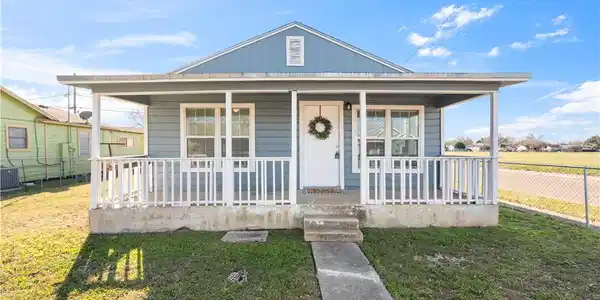 4401 Valdez Drive