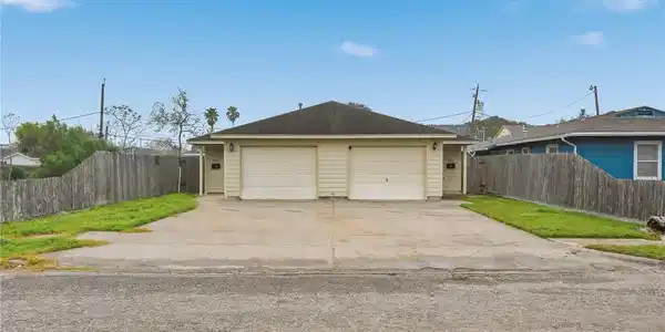 326 Oleander Avenue