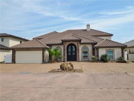 709 Pelican Nest Drive