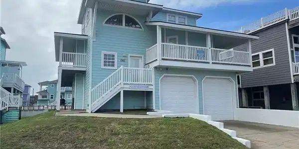 658 Anchor Drive
