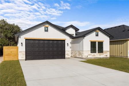 752 S 9th