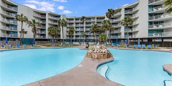800 Sandcastle Drive