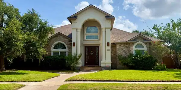 5406 Hulen Drive
