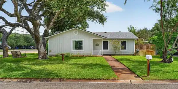 1902 Glass Avenue