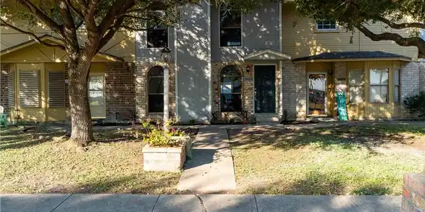 4010 Oak Bay Drive