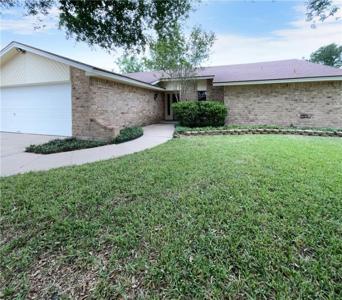 914 Summit Circle