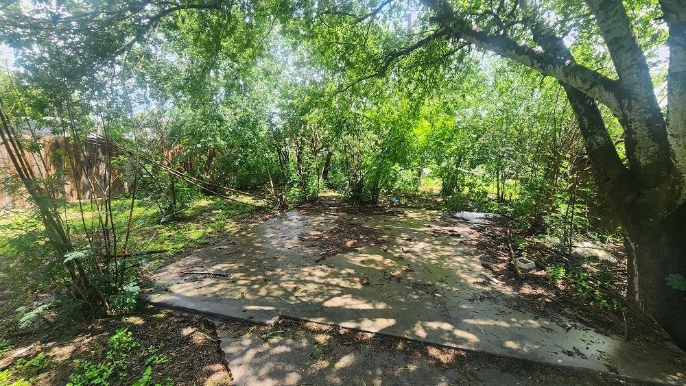 Image 4: Slab on property