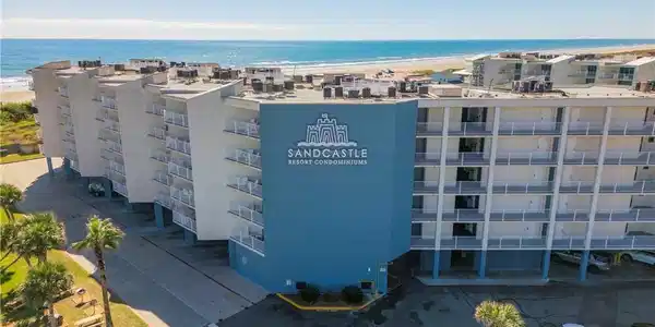 800 Sandcastle Drive
