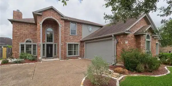 6134 Strasbourg Drive
