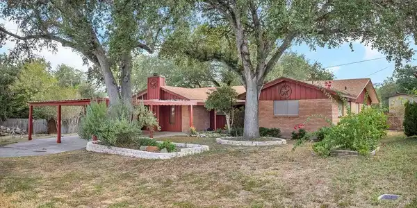 4522 White Oak
