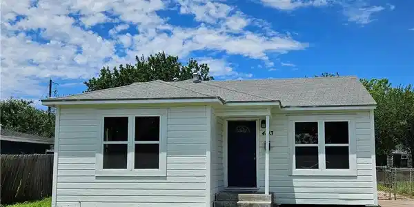 4813 Kendall Drive