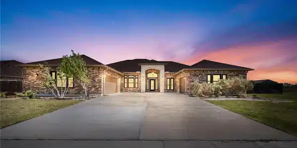 2002 Arash Drive
