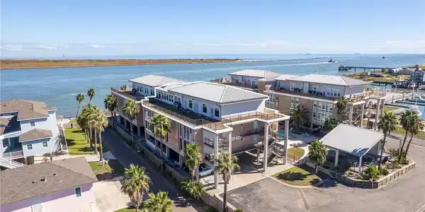 631 Channelview Drive, Channelview Condos