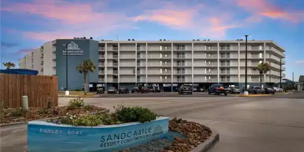 800 Sandcastle Drive