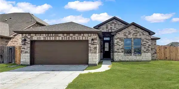 8174 Luz De Luna Street