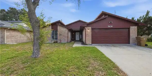 7439 Cessna Drive