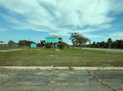260 E DeBerry Ave