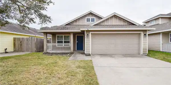 1513 Oak Harbor Drive