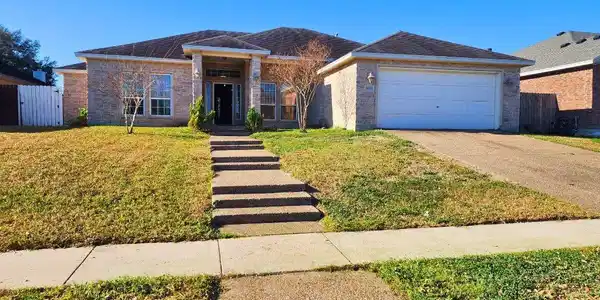 3909 Alta Vista Drive
