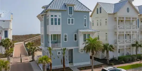 332 Coastline Drive