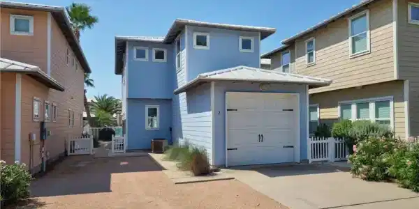 301 E Avenue C