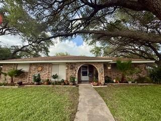 1638 W Palm Drive