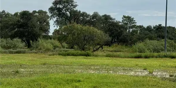 142 Heritage Park