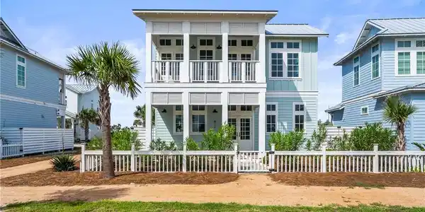 412 Mermaid Tail Lane