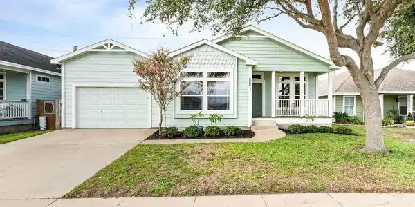 1505 Antoinette Drive